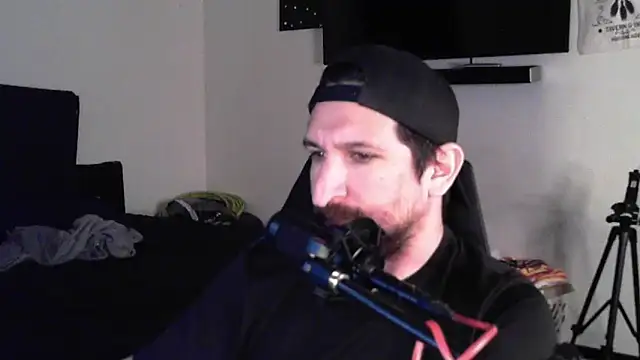 Snapshot of DevilPup75_ chatting on 09-10-25, 12:10 DevilPup75  online show from 09-10-25, 12:10