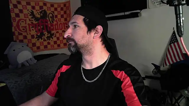 Snapshot of DevilPup75_ chatting on 10-01-25, 01:17 DevilPup75  online show from 10-01-25, 01:17