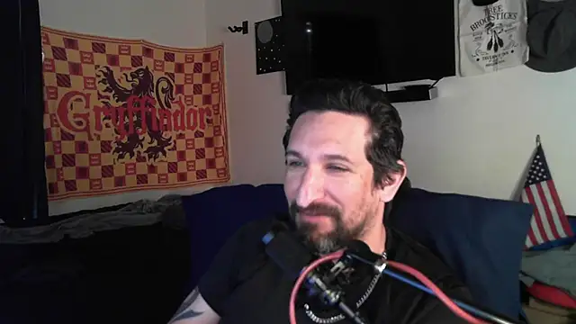 Snapshot of DevilPup75_ chatting on 10-09-25, 09:46 DevilPup75  online show from 10-09-25, 09:46