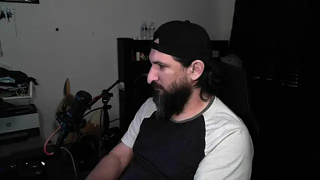 DevilPup75  online show from 05-15-26, 08:38