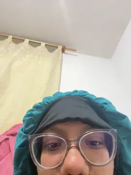 Valen1800 online show from 11-13-25, 12:31