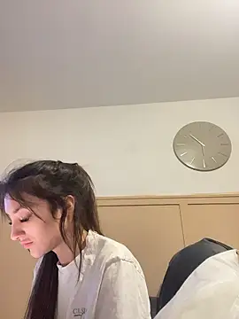 naughtybella05 online show from 01-10-26, 04:09