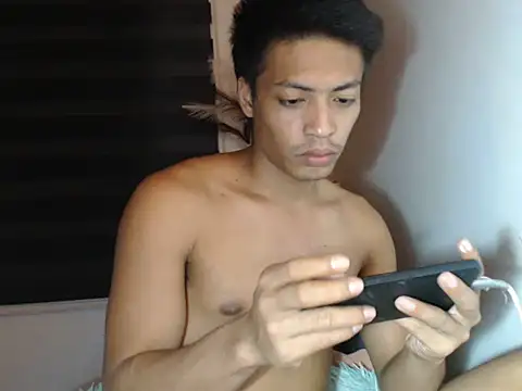 Snapshot of Asian_gregor chatting on 09-19-25, 07:03 Asian gregor online show from 09-19-25, 07:03