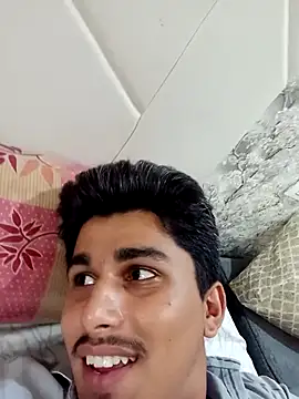 HarryChoudhary21 online show from 06-08-26, 07:47