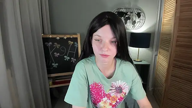 Madelaineses online show from 11-26-25, 09:21