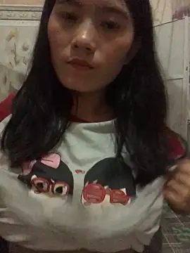 Snapshot of Maymay97 chatting on 09-19-25, 02:07 Maymay97 online show from 09-19-25, 02:07