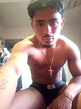 Snapshot of 69toro_ chatting on 11-19-25, 10:32 69toro online show from 11-19-25, 10:32