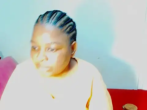 Snapshot of Love-Racheal75 chatting on 06-18-26, 02:43 Love-Racheal75 online show from 06-18-26, 02:43