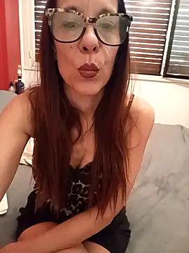 Esmeralda passion online show from 10-21-25, 11:33