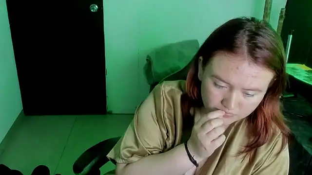 AliaMiller  online show from 03-11-26, 01:22