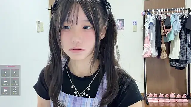 xiaoxia baby online show from 08-04-26, 01:03