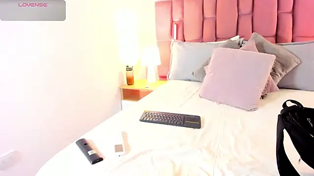 MartinaRizzi online show from 12-05-25, 03:26