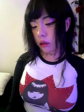 Snapshot of Kitty_yukimura chatting on 11-01-25, 10:23 Kitty yukimura online show from 11-01-25, 10:23