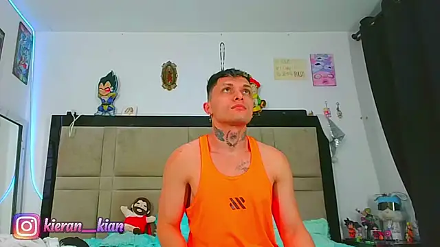 Snapshot of Kieran_kian chatting on 06-30-26, 04:35 Kieran kian online show from 06-30-26, 04:35