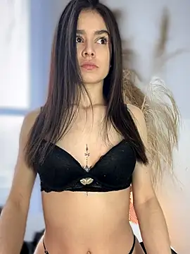 Sofi Leal online show from 11-07-25, 11:54