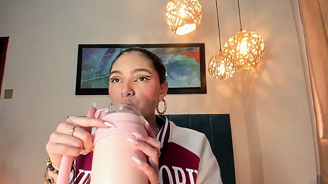 LunaAspen  online show from 02-11-26, 06:02