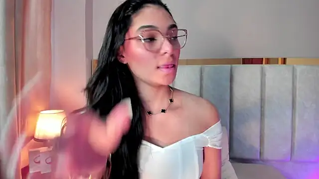 LunaAspen  online show from 02-12-26, 06:03