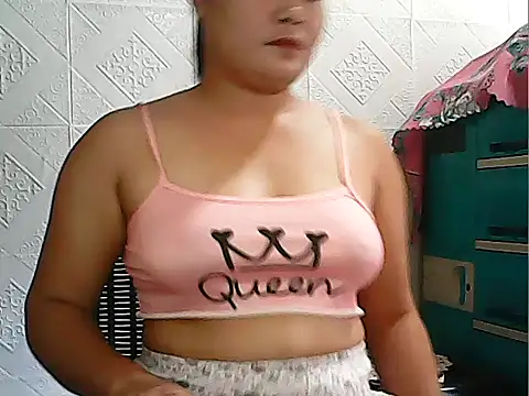 Snapshot of CreamyPussy4uxx chatting on 05-22-26, 02:30 CreamyPussy4uxx online show from 05-22-26, 02:30