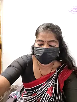 Snapshot of tamil_Sigappu_Roja chatting on 11-08-25, 12:55 tamil Sigappu Roja online show from 11-08-25, 12:55