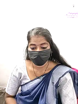 Snapshot of tamil_Sigappu_Roja chatting on 11-18-25, 12:49 tamil Sigappu Roja online show from 11-18-25, 12:49