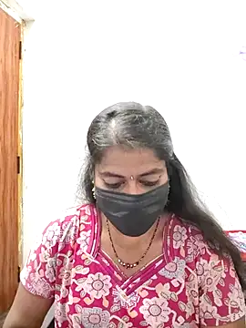 Snapshot of tamil_Sigappu_Roja chatting on 12-02-25, 12:43 tamil Sigappu Roja online show from 12-02-25, 12:43