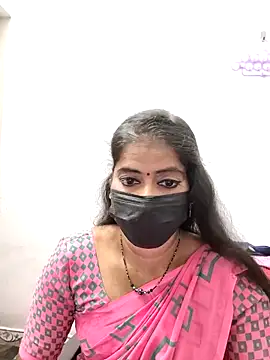 Snapshot of tamil_Sigappu_Roja chatting on 12-15-25, 05:44 tamil Sigappu Roja online show from 12-15-25, 05:44