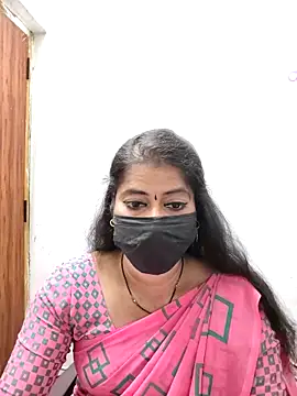 Snapshot of tamil_Sigappu_Roja chatting on 02-26-26, 01:26 tamil Sigappu Roja online show from 02-26-26, 01:26