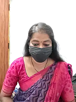 Snapshot of tamil_Sigappu_Roja chatting on 03-23-26, 12:47 tamil Sigappu Roja online show from 03-23-26, 12:47