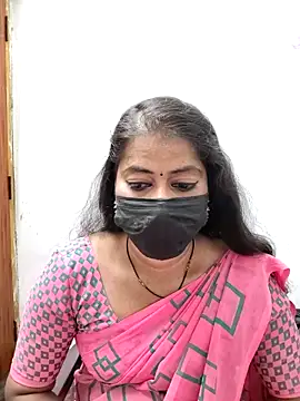 Snapshot of tamil_Sigappu_Roja chatting on 04-04-26, 01:15 tamil Sigappu Roja online show from 04-04-26, 01:15