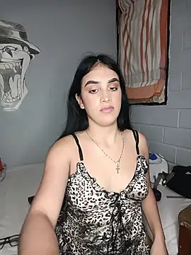 Snapshot of Bigtiti01 chatting on 06-14-26, 07:38 Bigtiti01 online show from 06-14-26, 07:38