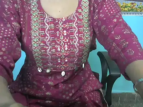 Snapshot of Lovely_bhabhi143 chatting on 04-10-26, 05:56 Lovely bhabhi143 online show from 04-10-26, 05:56