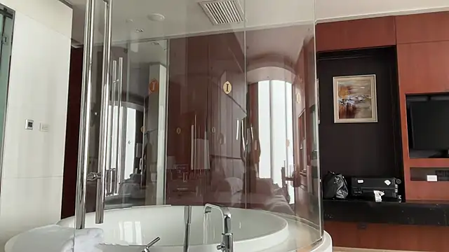 Snapshot of heywilliam chatting on 01-06-26, 02:26 heywilliam online show from 01-06-26, 02:26