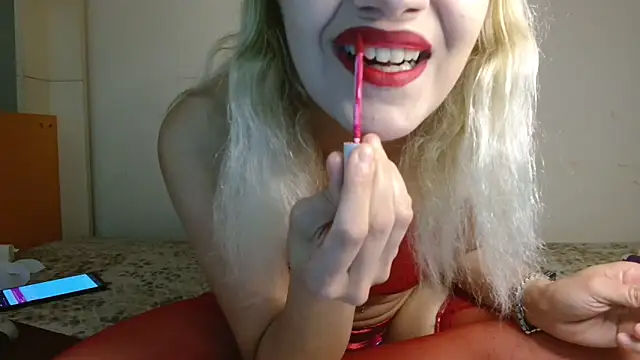 yellowchick online show from 05-18-26, 10:04