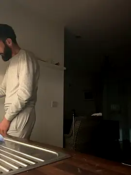 Michel huge online show from 10-31-25, 05:08