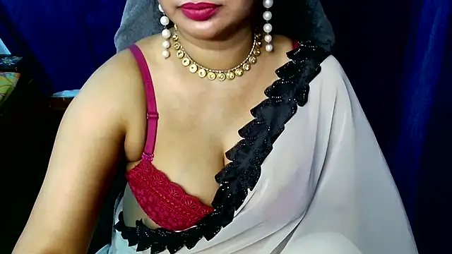 QUEEN SAKHI- online show from 03-12-26, 06:58