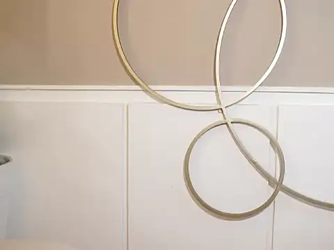 Snapshot of Thiago_Valente chatting on 10-31-25, 01:45 Thiago Valente online show from 10-31-25, 01:45