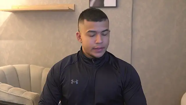 Snapshot of Thiago_Valente chatting on 01-10-26, 01:13 Thiago Valente online show from 01-10-26, 01:13