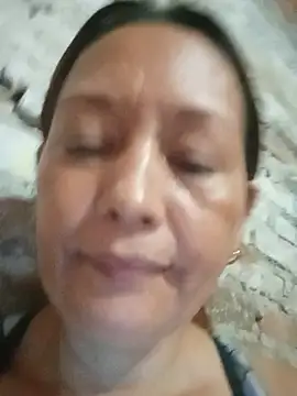 Snapshot of marinita13 chatting on 05-30-26, 04:48 marinita13 online show from 05-30-26, 04:48