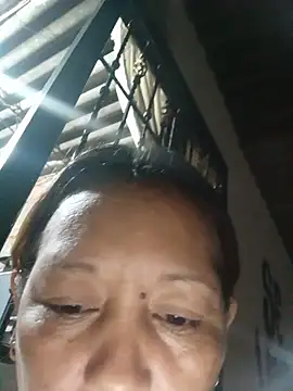 Snapshot of marinita13 chatting on 06-20-26, 02:14 marinita13 online show from 06-20-26, 02:14
