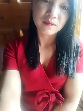 Snapshot of Tiyir597 chatting on 09-10-25, 03:06 Tiyir597 online show from 09-10-25, 03:06