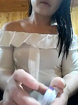 Snapshot of Tiyir597 chatting on 10-12-25, 01:15 Tiyir597 online show from 10-12-25, 01:15