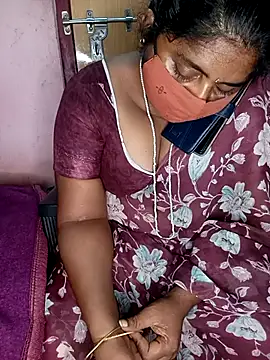 Jessi 25 online show from 11-29-25, 01:41