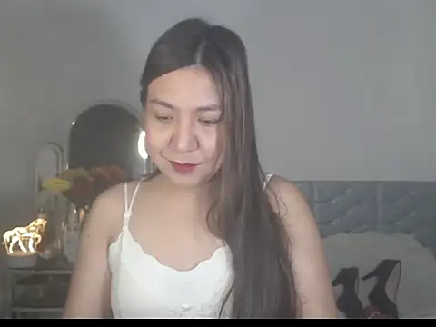 stellahugeX online show from 11-04-25, 05:01