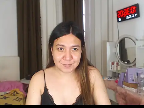 Snapshot of stellahugeX chatting on 06-04-26, 02:39 stellahugeX online show from 06-04-26, 02:39