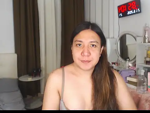 Snapshot of stellahugeX chatting on 06-21-26, 12:52 stellahugeX online show from 06-21-26, 12:52