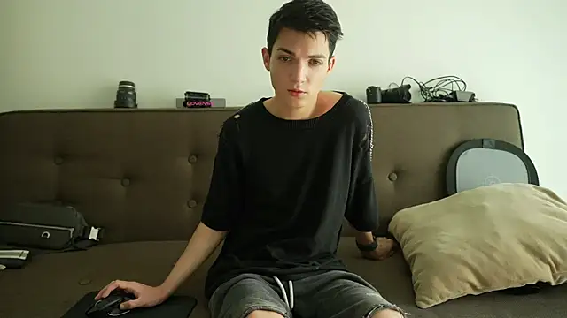 MattyandAiden online show from 04-11-26, 04:22