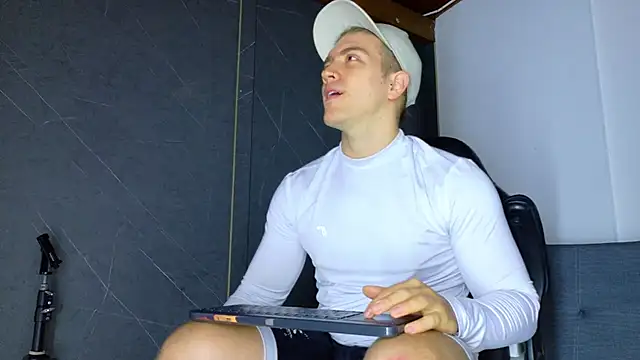 ALANNFERRER online show from 02-18-26, 10:11