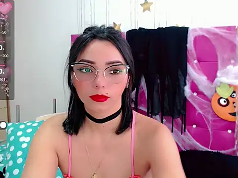 sara arias00 online show from 10-26-25, 08:26