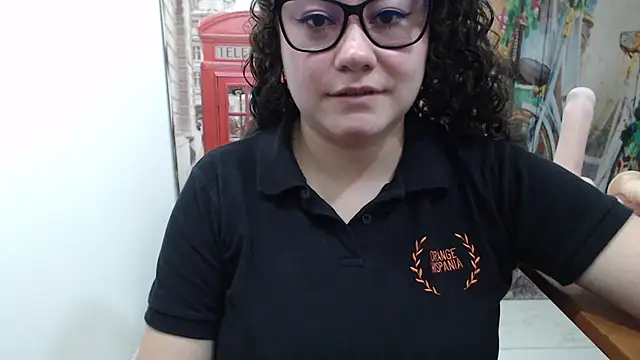 Snapshot of greeneyes_nurse chatting on 10-29-25, 07:15 greeneyes nurse online show from 10-29-25, 07:15