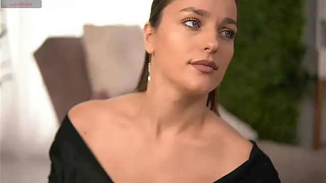 FreyaHeart online show from 10-12-25, 06:23